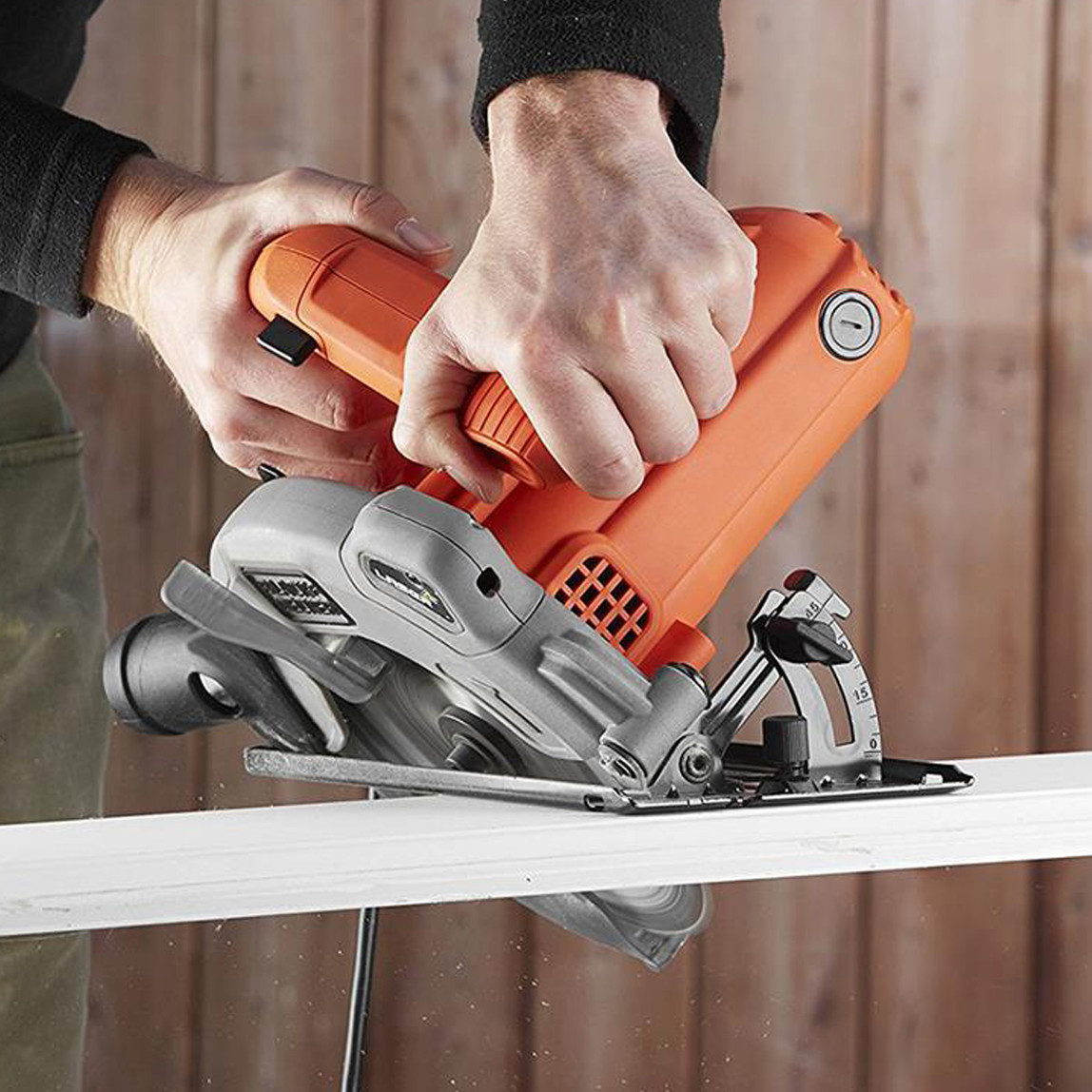    Black&Decker CS1250L 1250W 190 mm Daire Testere  