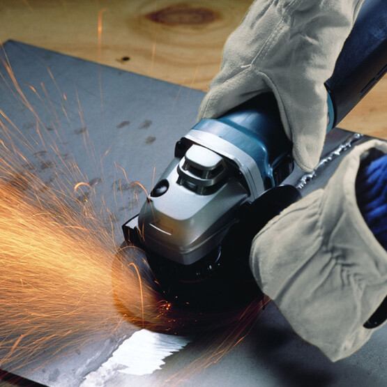 Makita 9565 CVR Avuç Taşlama 