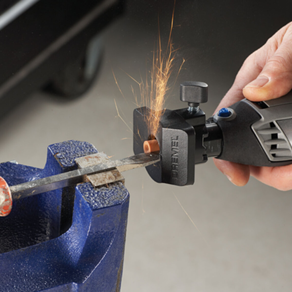    Dremel 3000-1/25 EZ F0133000JS 125W 25 Parça Aksesuar El Motoru   