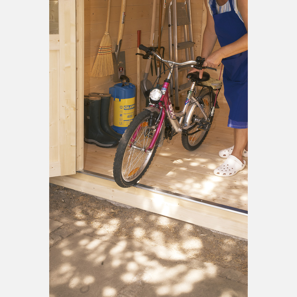    Vaasa Ahşap Alet Evi  