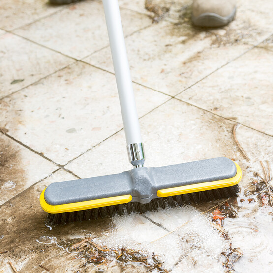 Neptun Saplı Süpürge  