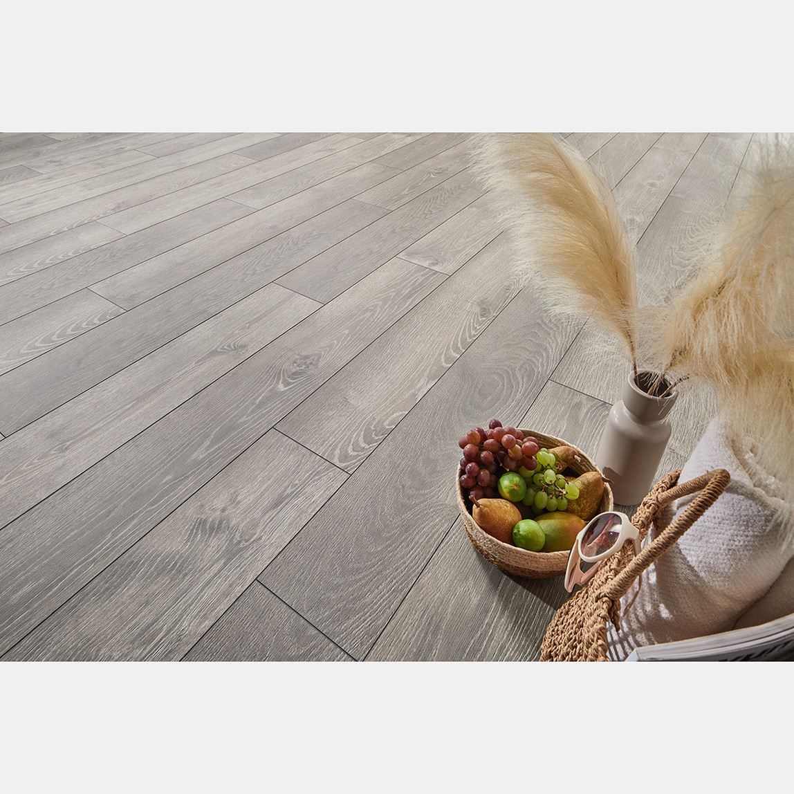    Logoclic Vinto Rossano Klasik Meşe 32.Sınıf Laminat Parke Derzli 1288x195x8 mm 2,26 m² 