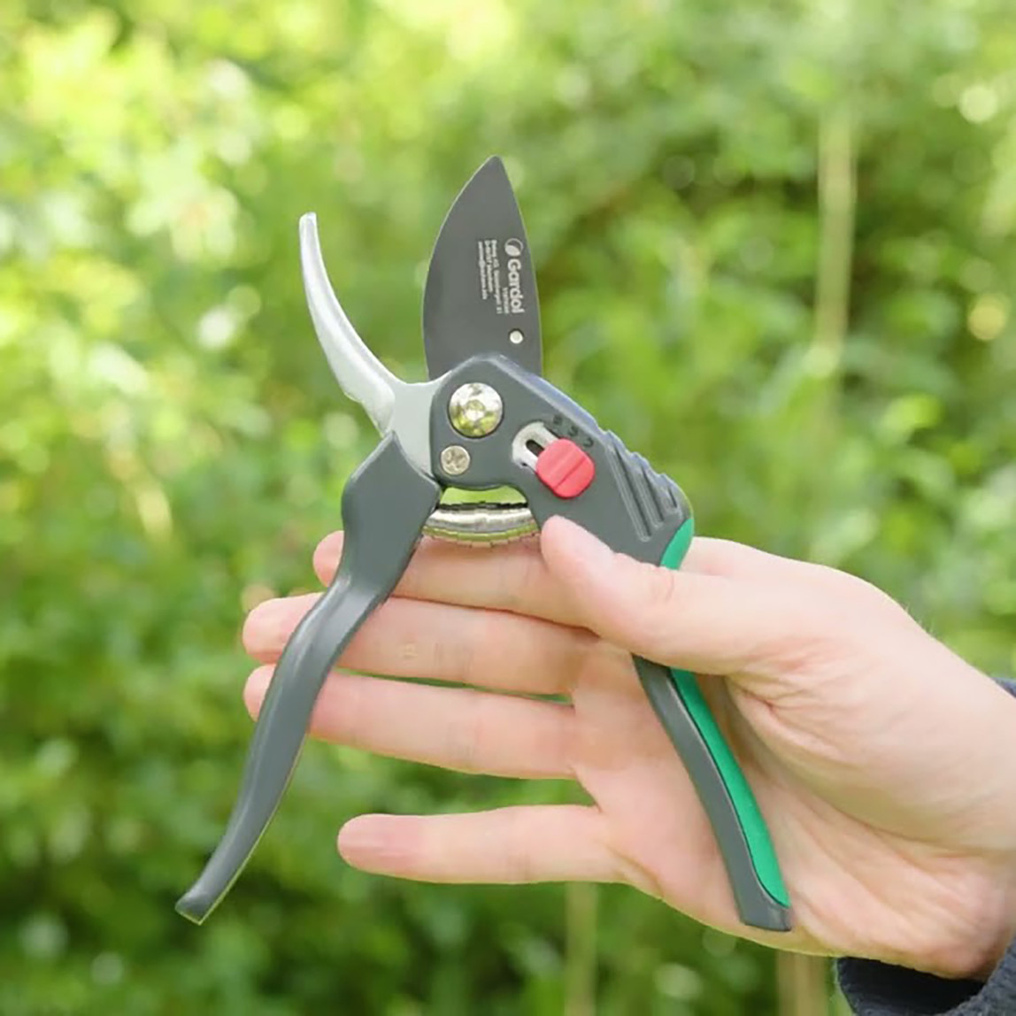    Gardol Premium Budama Makası GDB20
 