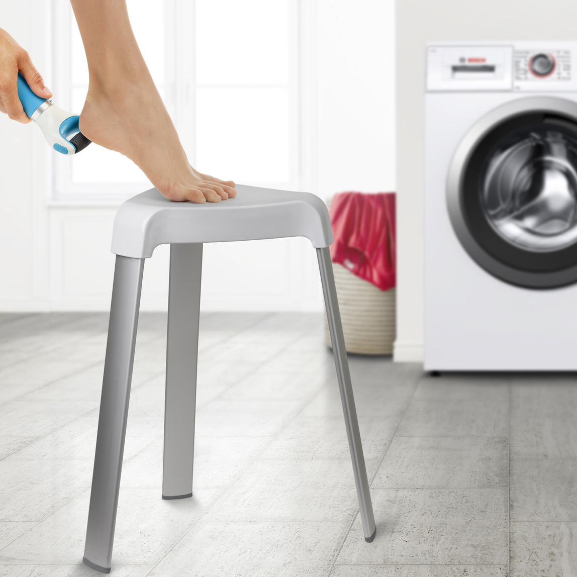    Primanova Banyo Taburesı Aluminyum Beyaz  