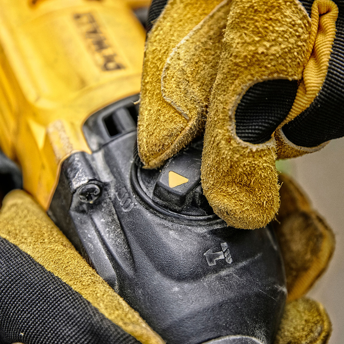    Dewalt D25133K 800W SDS Plus Pnömatik Kırıcı Delici Matkap 