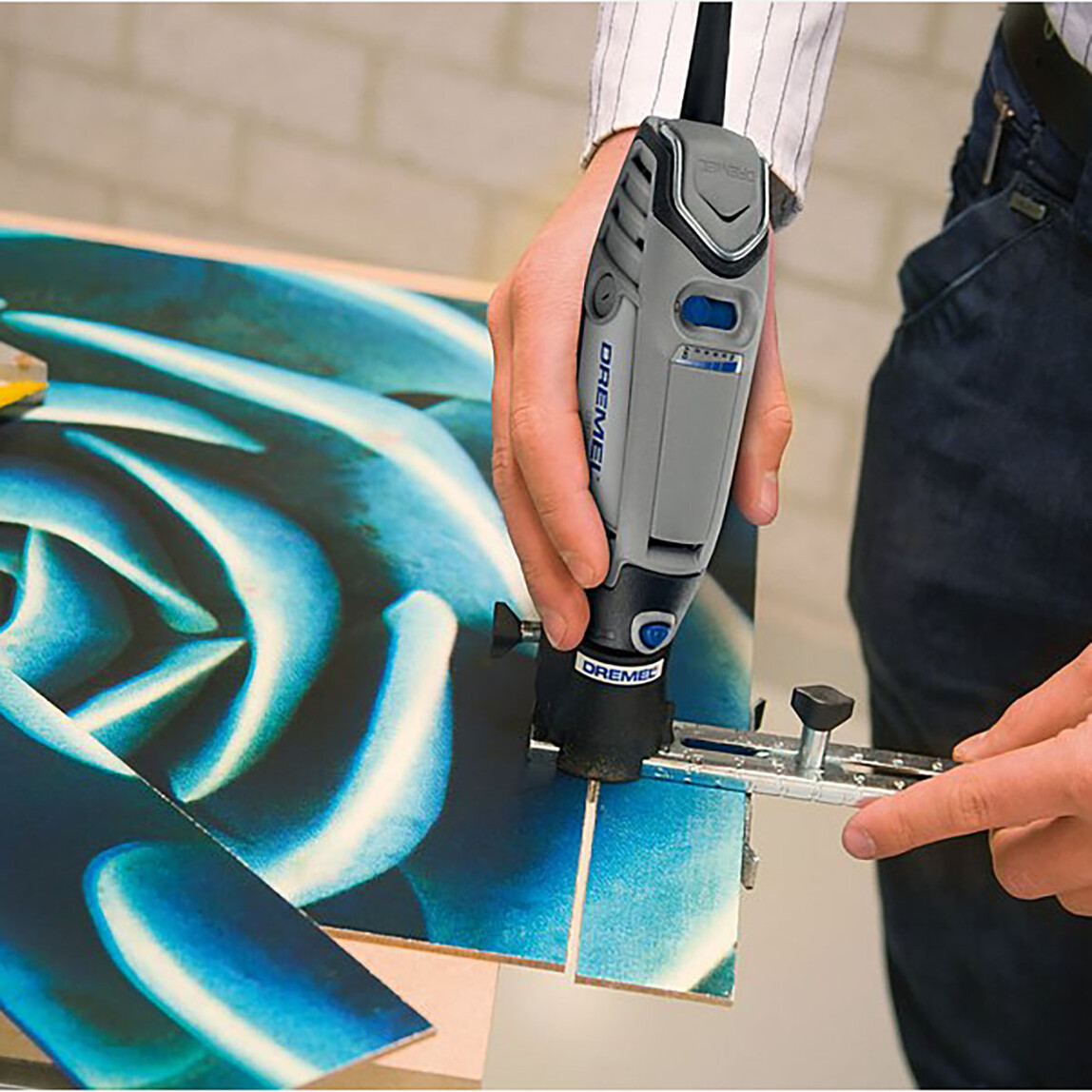    Dremel Şerit ve Daire Kesici  