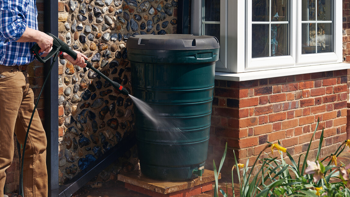    Bosch Easy Aquatak 120 bar Yüksek Basınçlı Yıkama Makinesi   