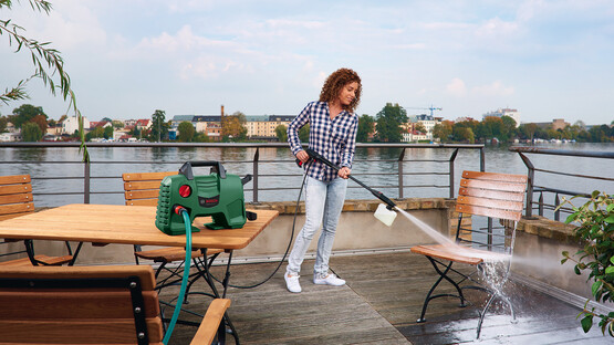 Bosch Easy Aquatak 120 bar Yüksek Basınçlı Yıkama Makinesi  