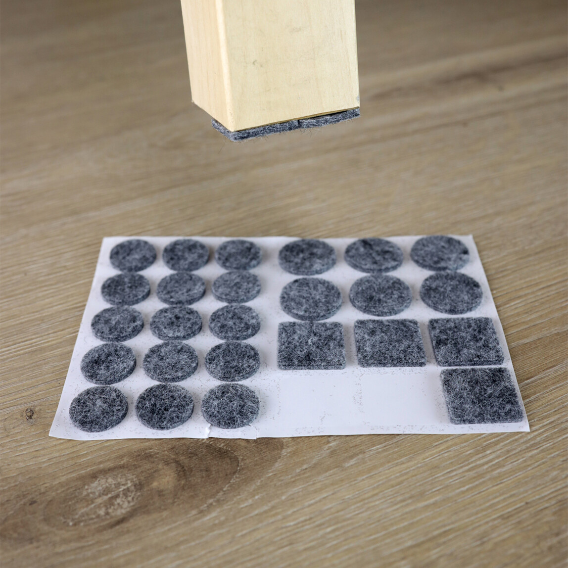    Home Puzzle Gri Keçe Seti 27 Adet 25mm 6Ad/20mm 15Ad/25x25mm 6Ad  