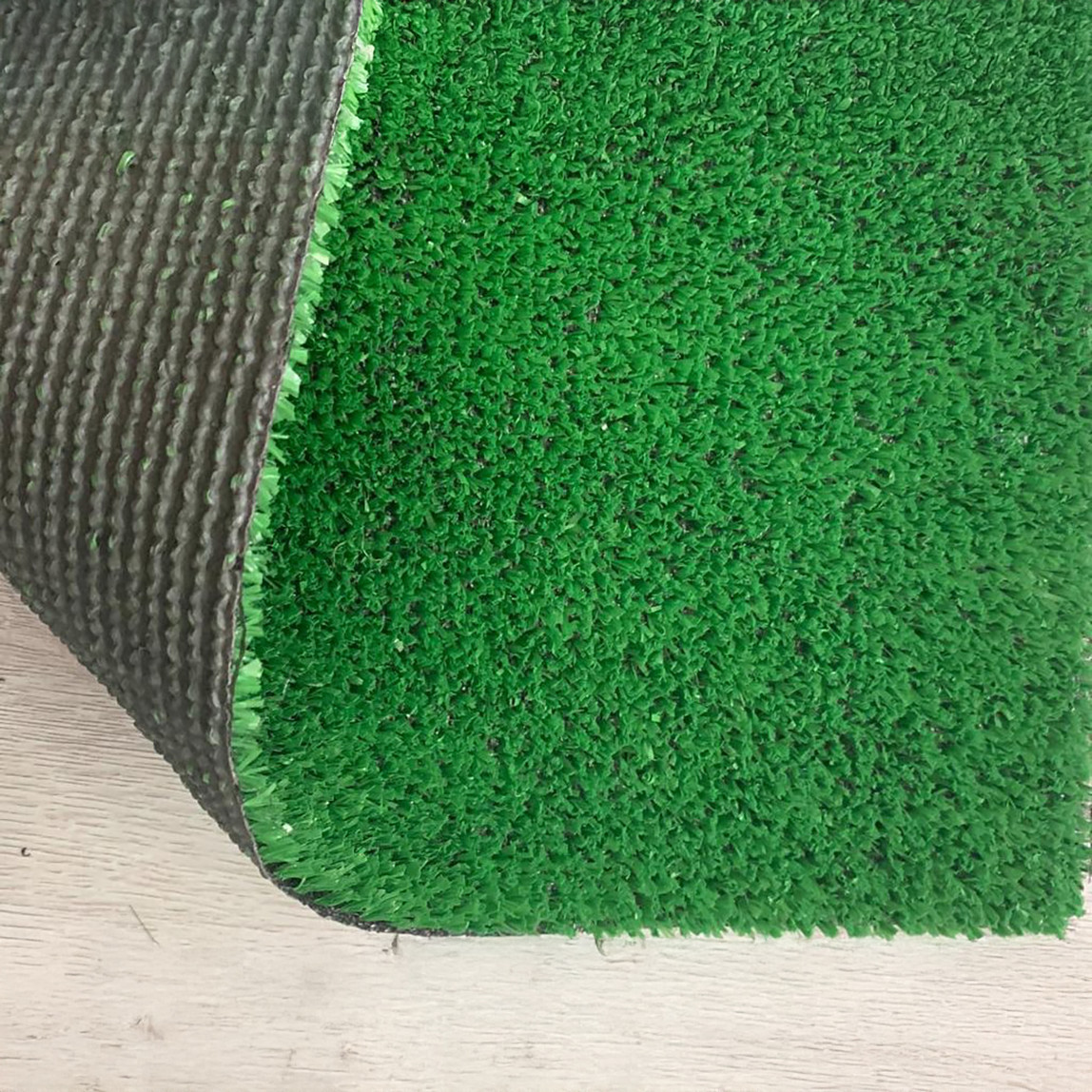    Yeşil 7 mm Hav Yüksekliğinde Çim Halı - 400 cm En
 