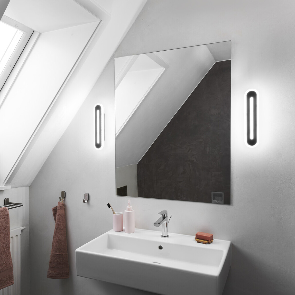    Osram Smart Wifi Sarı Işık W300 Ip44 Banyo Aplik  