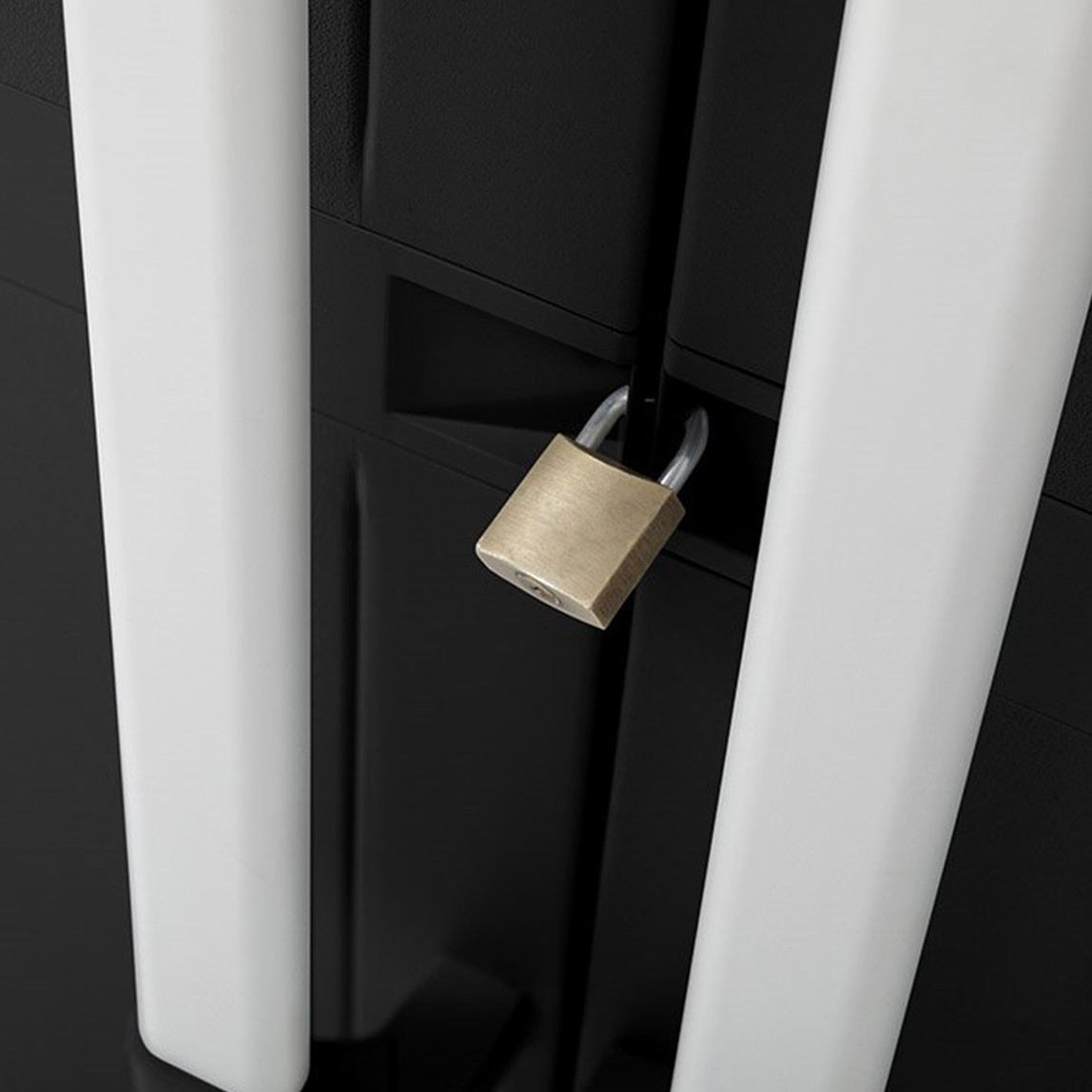    Garage Midi 3 Raflı Plastik Dolap Siyah 