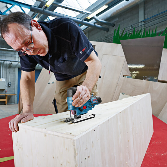 Bosch Gst 12V-70 Dekupaj Testere 