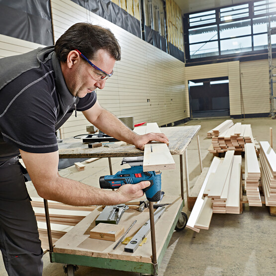 Bosch Gst 12V-70 Dekupaj Testere 