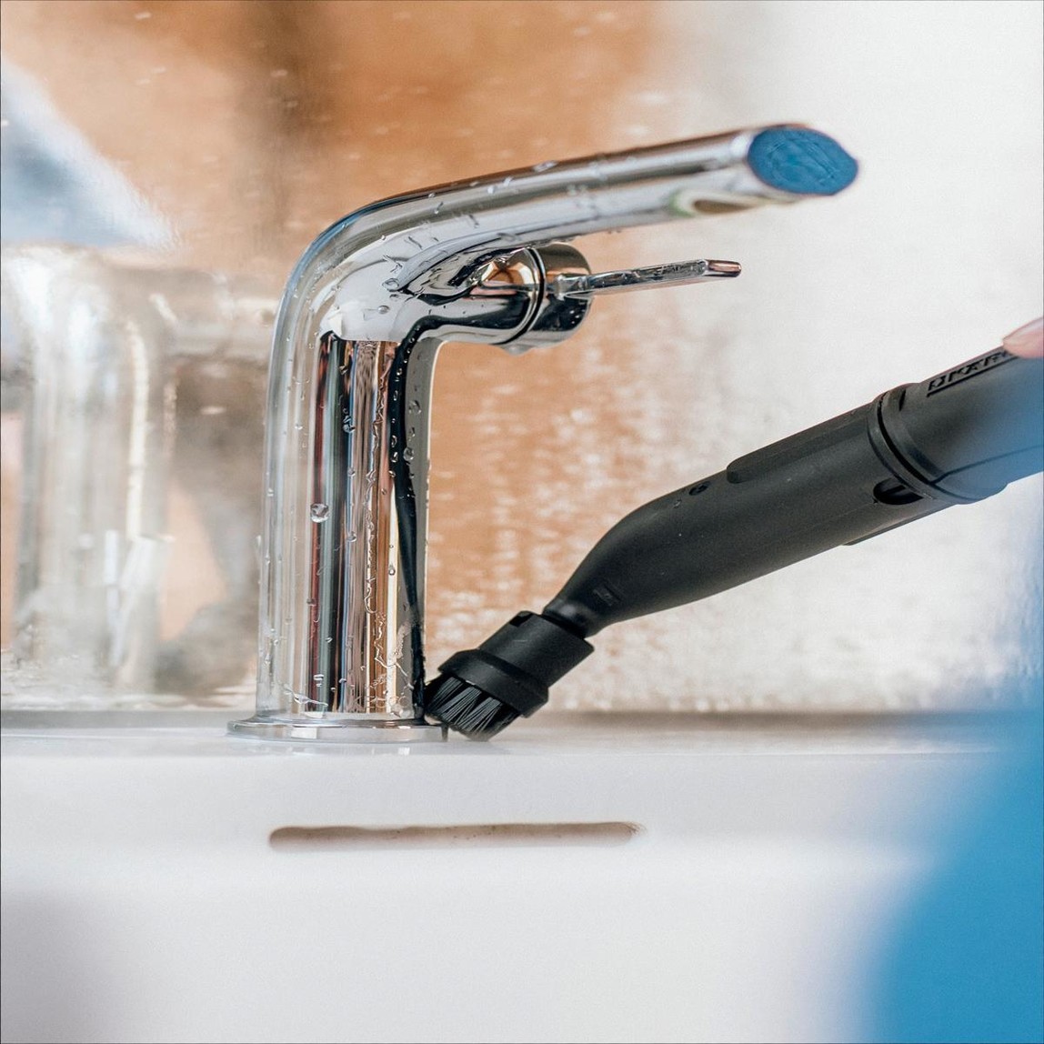    Karcher SC 5 EasyFix Iron Plug EU Buharlı Temizlik Makinesi 