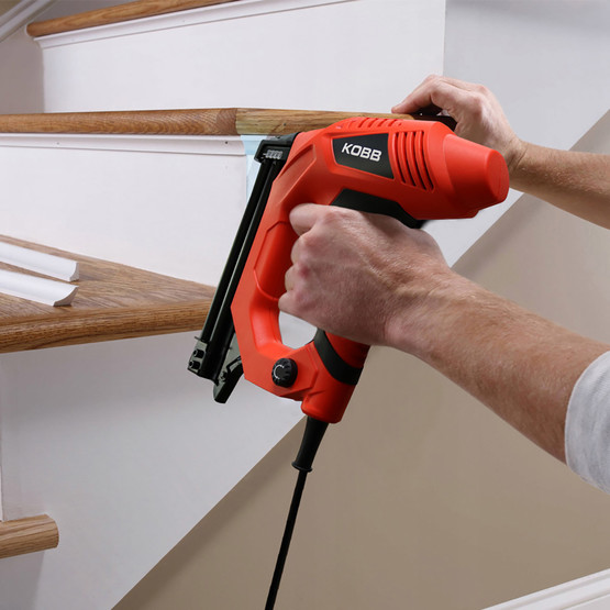 Kobb KBZ90 15-25mm Zımba ve 15-32mm Profesyonel Çivi Çakma Makinesi-3000 adet Yedek Zımba ve Çivi 