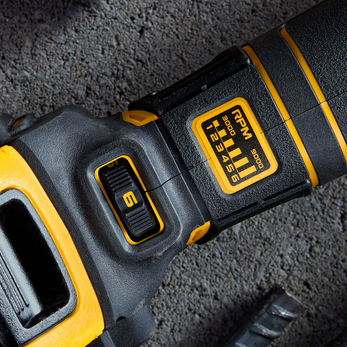    Dewalt DCG409VSNT-XJ 18V Kömürsüz Solo 125 mm Profesyonel Avuç Taşlama Makinesi (Akü ve Şarj Cihazı Dahil Değildir.) 