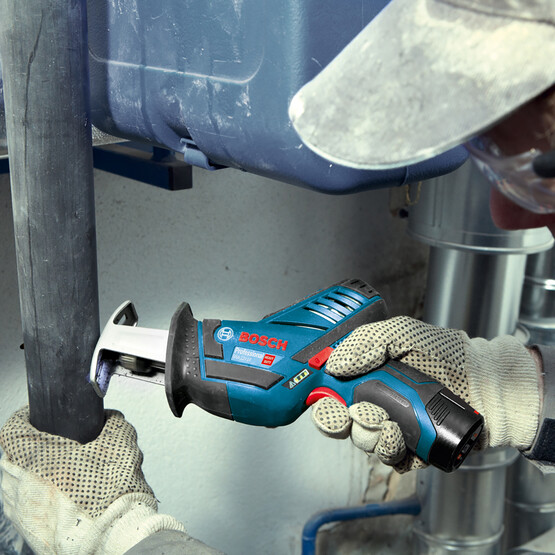 Bosch GSA 12V-14 (Solo) Akülü Tilki Kuyruğu Testere (Akü ve Şarj Cihazı Dahil Değildir.)