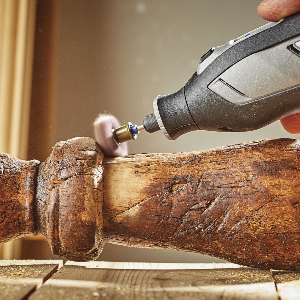    Dremel  8240 (8240-5/65) Çok Amaçlı El Motoru 