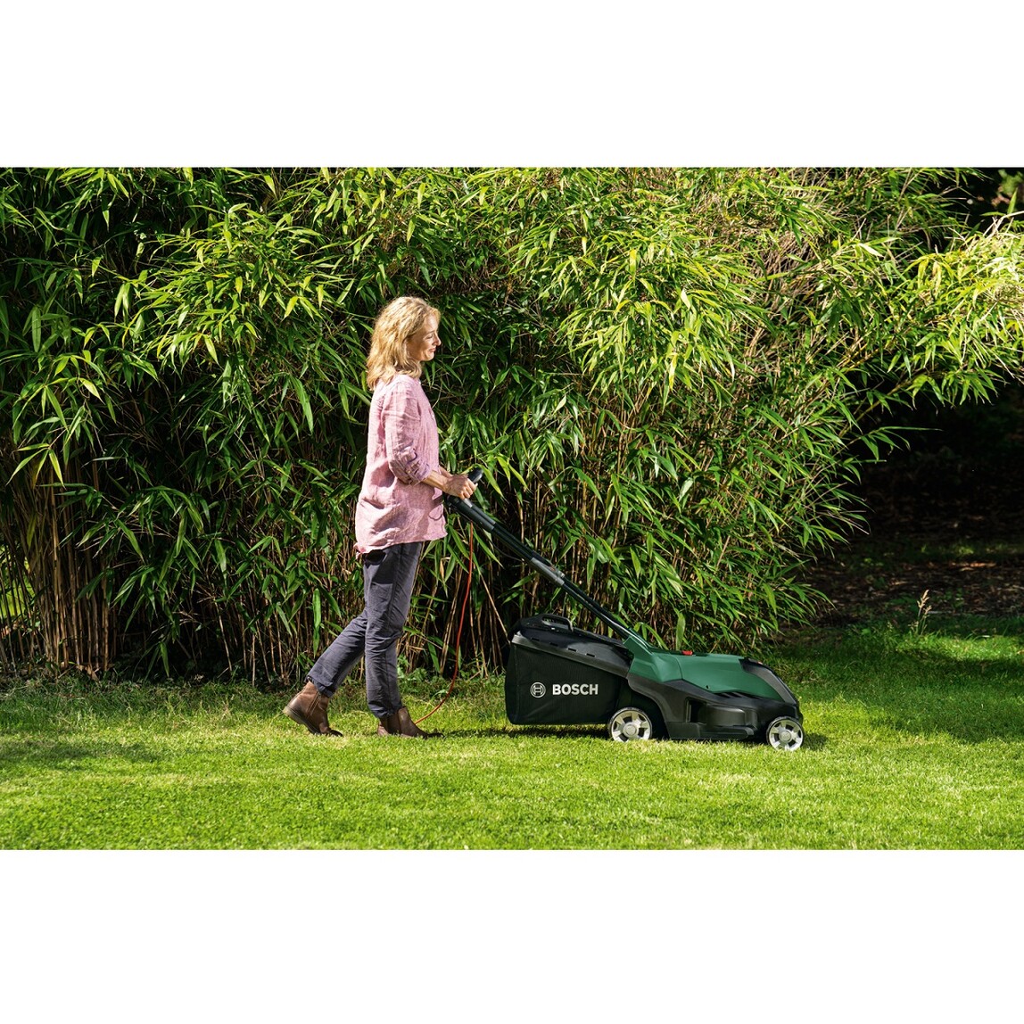    Bosch Advanced Rotak 44-750 Çim Biçme Makinesi 