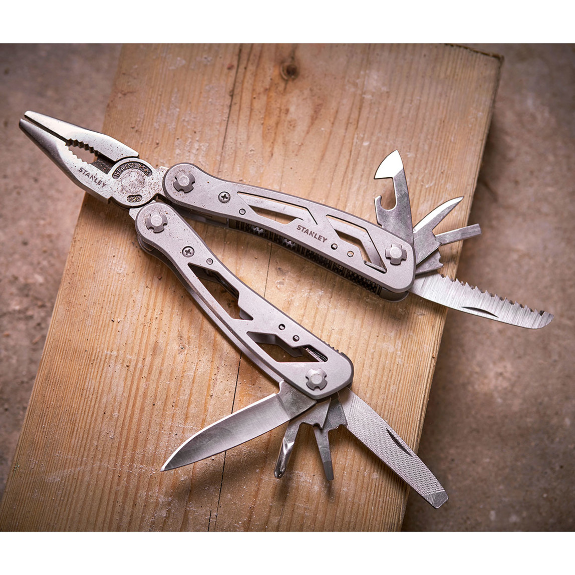    Stanley 12 Parça Aksesuarlı Çok Fonksiyonlu Pense + Bel Taşıma Çantası 