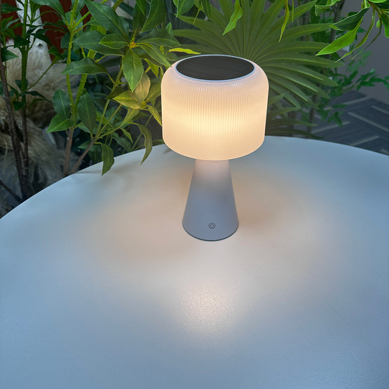 Şarjlı Led Masa Lambası