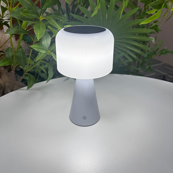 Şarjlı Led Masa Lambası