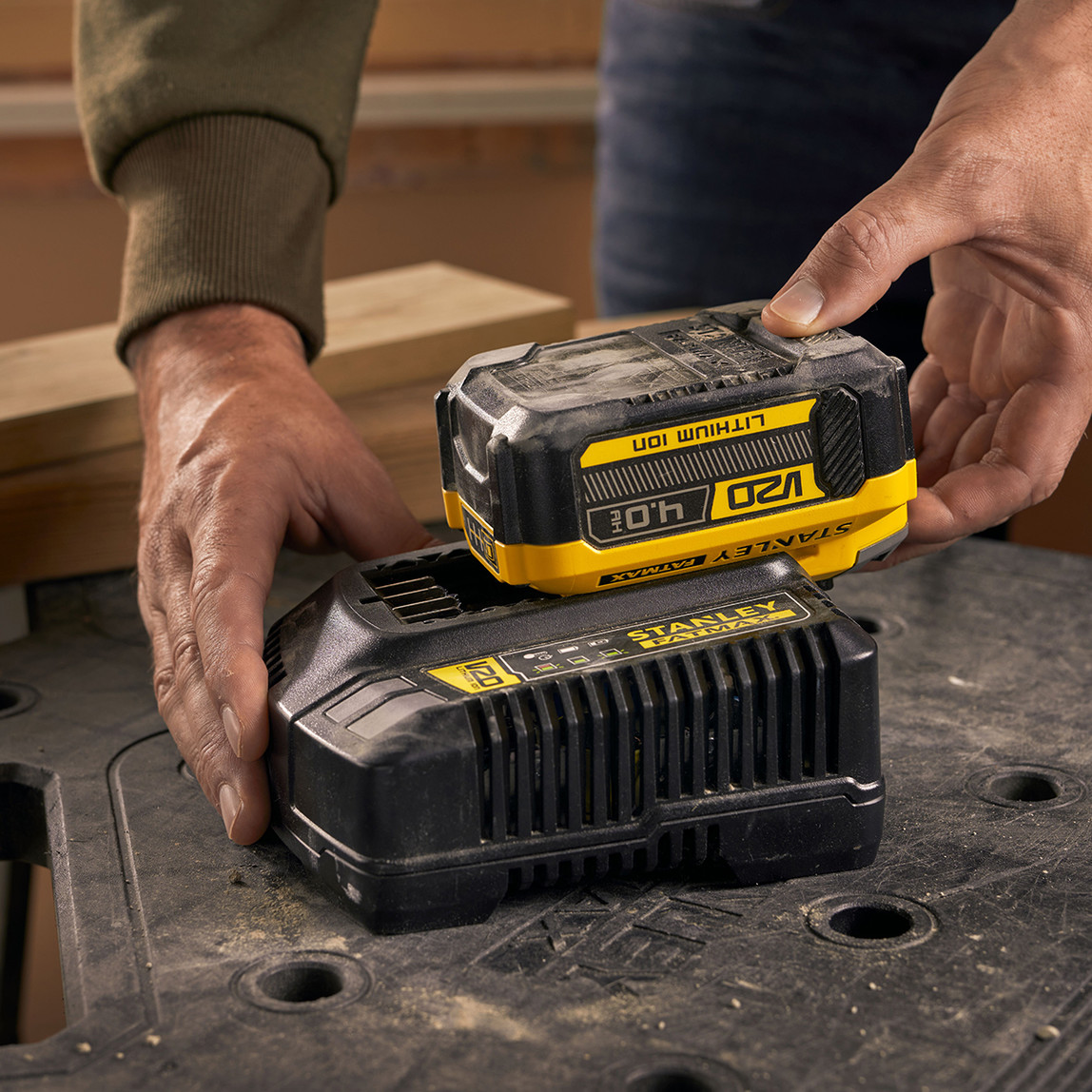    Stanley Lityum Pil 18V 4.0 Ah. 