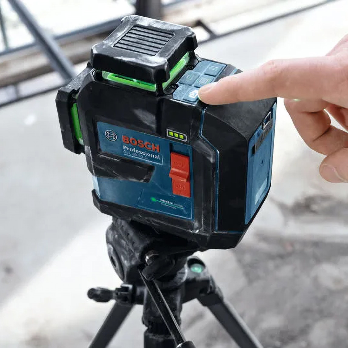    Bosch GLL 80-33 G 3.7V Li-İon Profesyonel Çizgi Lazeri 