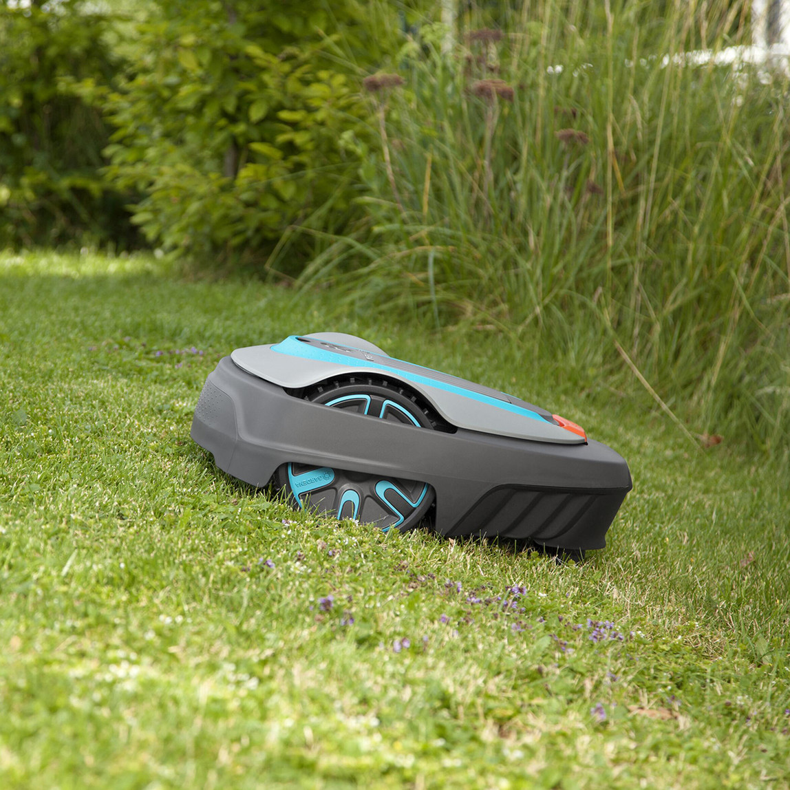    Gardena Robot Çim Biçme Makinesi Sileno City 250m² 