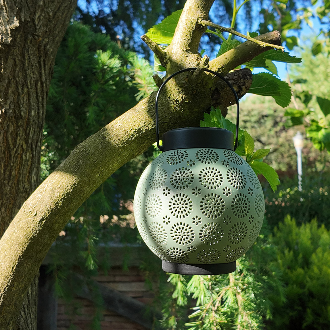    Greentech GT-SL26G Güneş Enerjili 223 Cob Ledli, Hareket Sensörlü 3 Taraflı Aydınlatma 