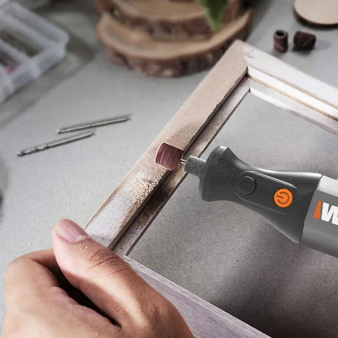    WORX WX106 8Volt Kalem Tipi Devir Ayarlı Profesyonel Gravür Makinesi ( 21 Parça Aksesuarlı) 