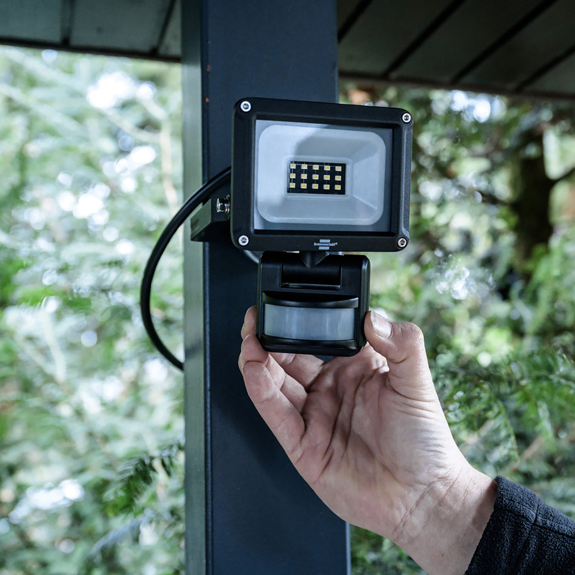    LED Dış Mekan Hareket Sensörlü Projektör - 1150 lm, IP65, 6500K 