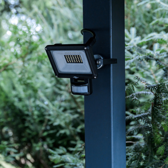  LED Dış Mekan Hareket Sensörlü Projektör - 2300 lm, IP65, 6500K
