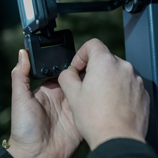  LED Dış Mekan Hareket Sensörlü Projektör - 2300 lm, IP65, 6500K
