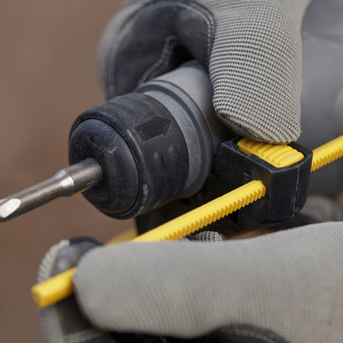    Stanley Fatmax SFMCH900B-XJ V20 18V Kömürsüz Kırıcı-Delici (Solo)(Akü ve Şarj Cihazı Dahil Değildir.) 