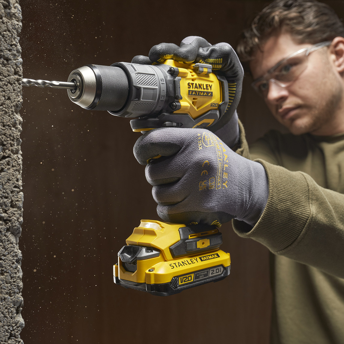    Stanley Sfmcd726D2K-Qw 2Ah Çift Akülü Fırçasız Darbeli Matkap 