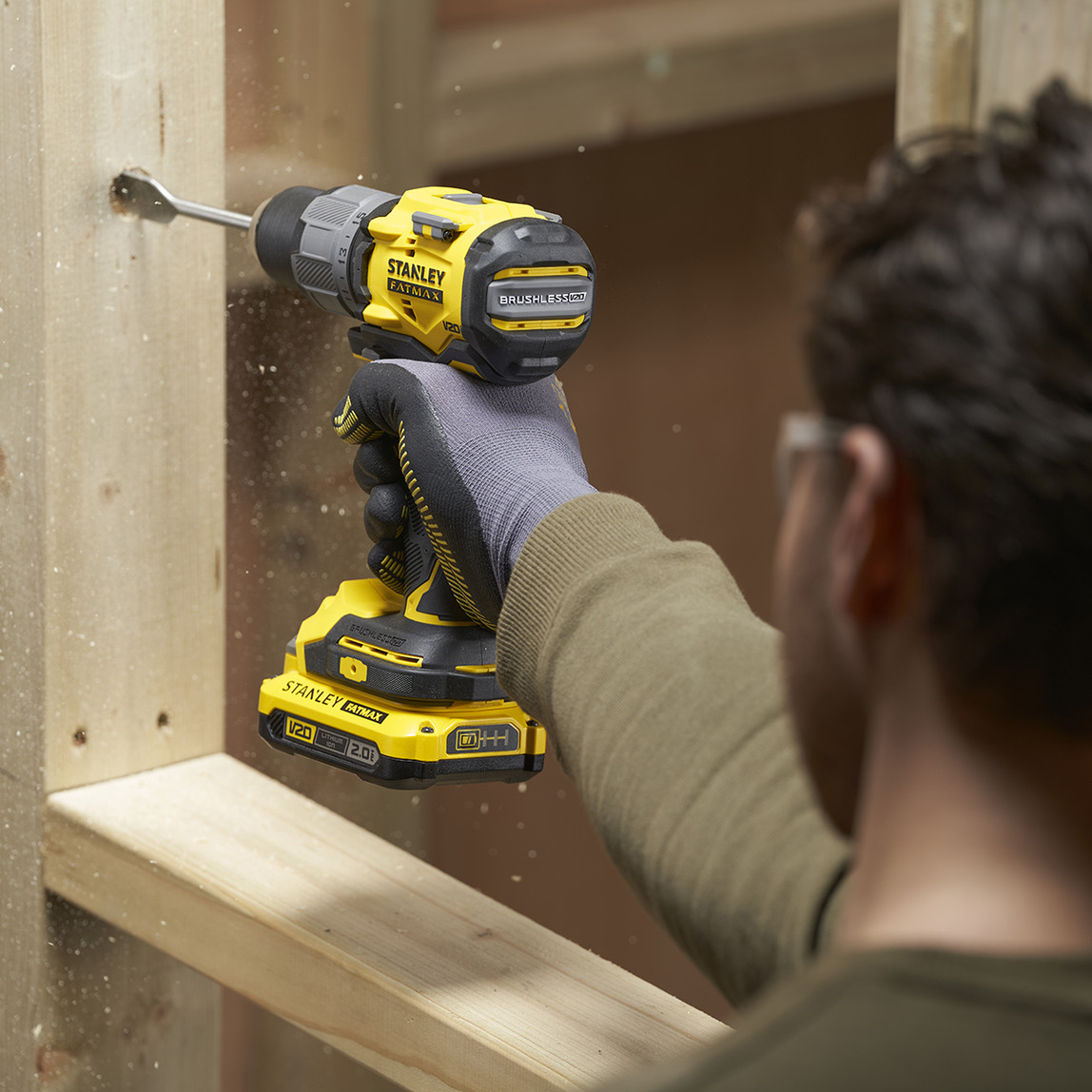    Stanley Sfmcd726D2K-Qw 2Ah Çift Akülü Fırçasız Darbeli Matkap 