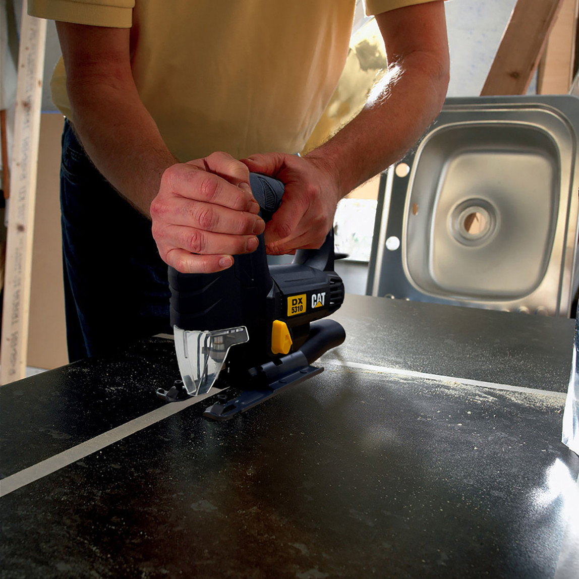    CAT DX5310 550Watt Profesyonel Devir Ayarlı Dekupaj Testere(10 Parça Testere Ucu Hediye!) 