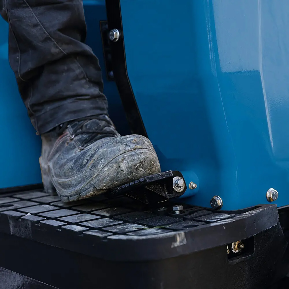    Scheppach EXC815 Mini Ekskavatör 